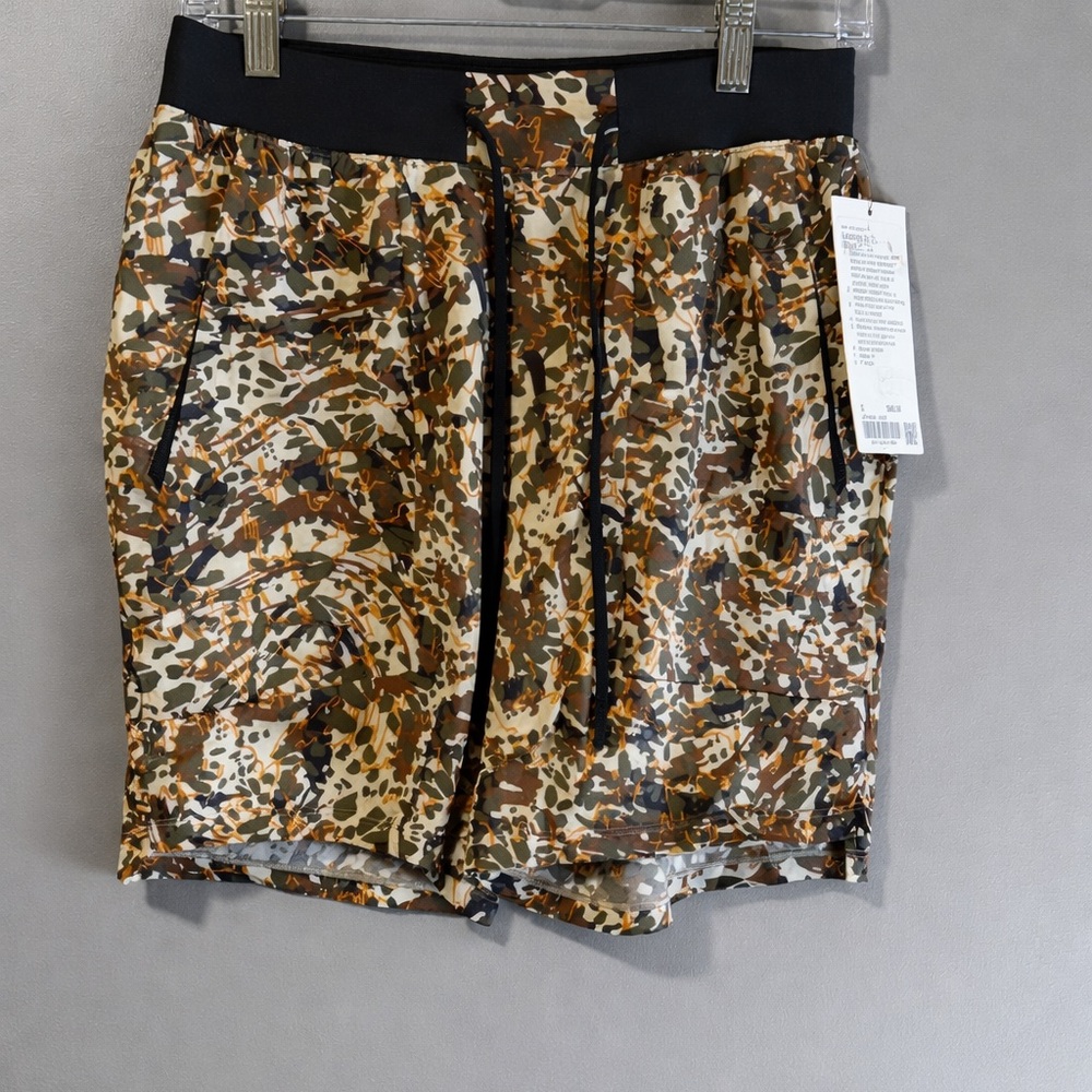 Lululemon licensed to train 7’’ shorts